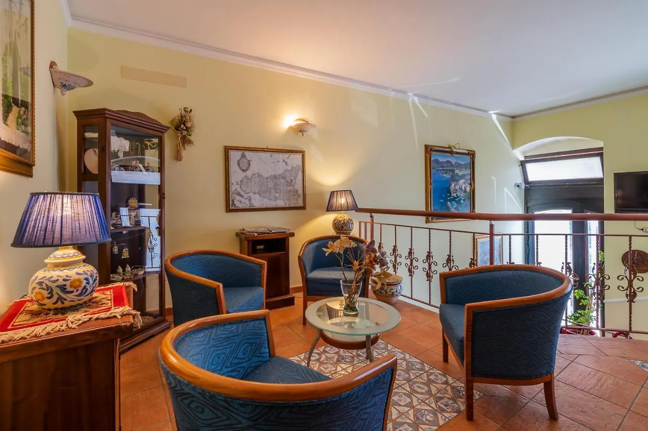 Hotel Mediterraneo Syracuse Italy