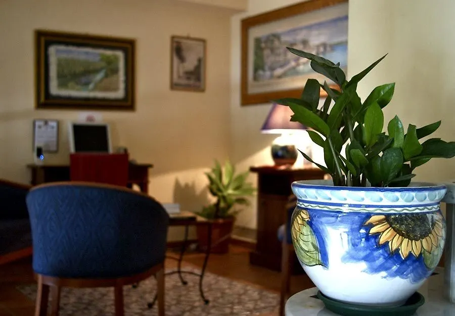 Hotel Mediterraneo Syracuse 3*,