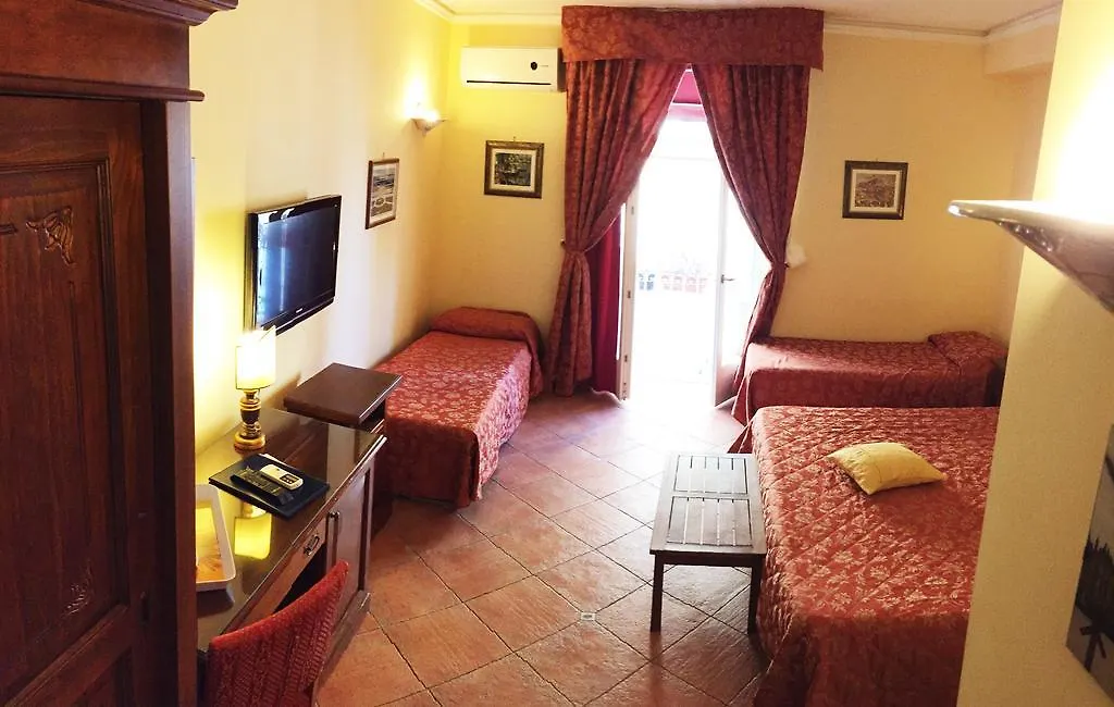 Hotel Mediterraneo Syracuse Italy