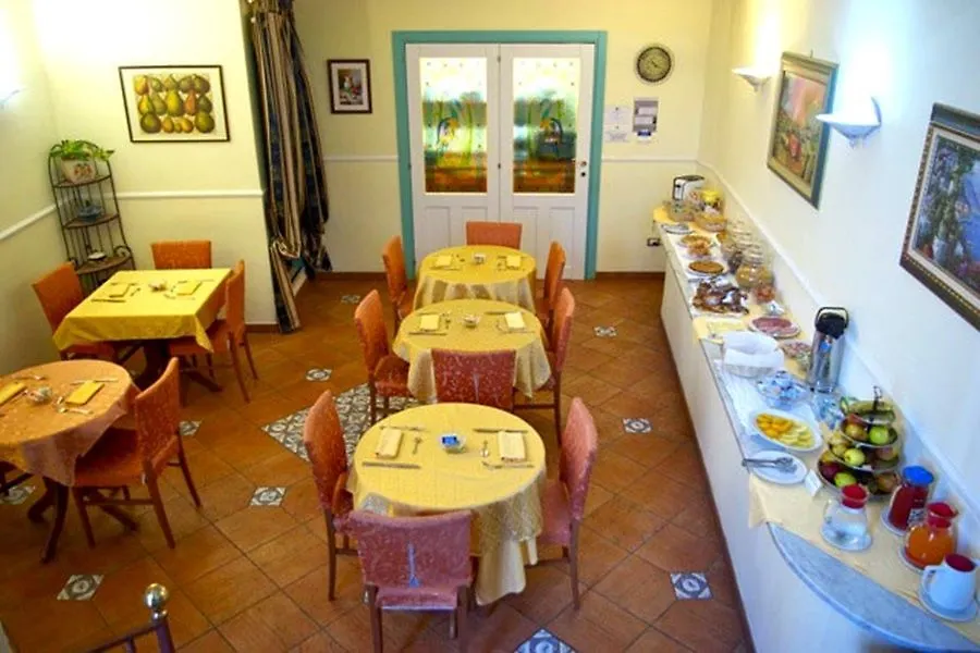 ***  Hotel Mediterraneo Syracuse Italy